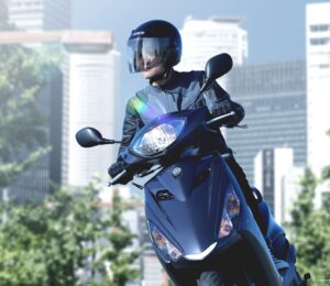 原付二種スクーター「AXIS Z」の新色発売