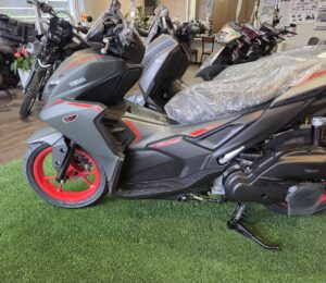 新車続々入荷中！！